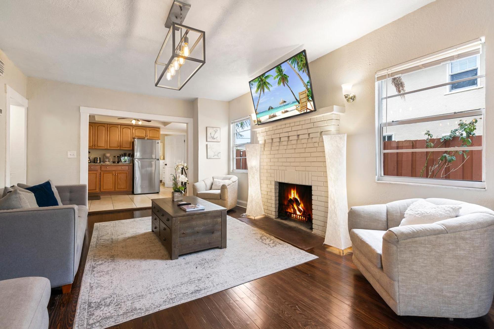 Chic Downtown Vacation Home And Guest Home West Palm Beach Zewnętrze zdjęcie