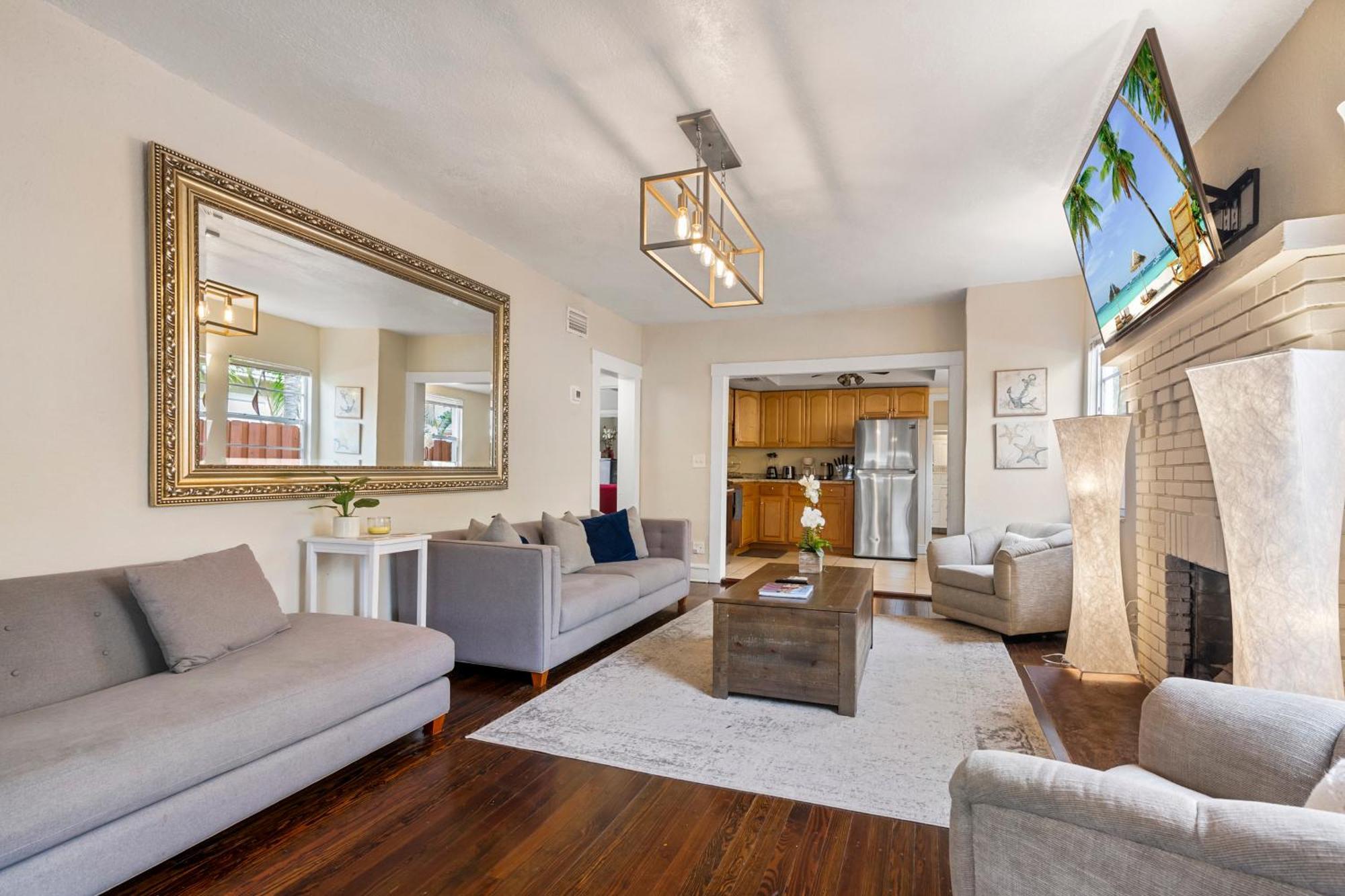 Chic Downtown Vacation Home And Guest Home West Palm Beach Zewnętrze zdjęcie