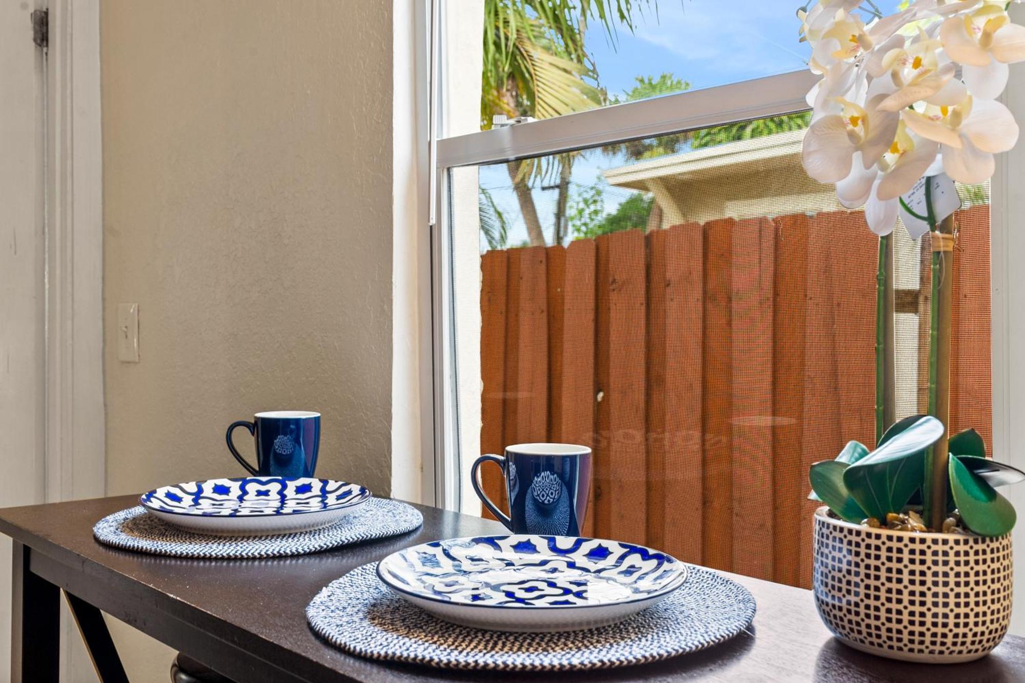 Chic Downtown Vacation Home And Guest Home West Palm Beach Zewnętrze zdjęcie
