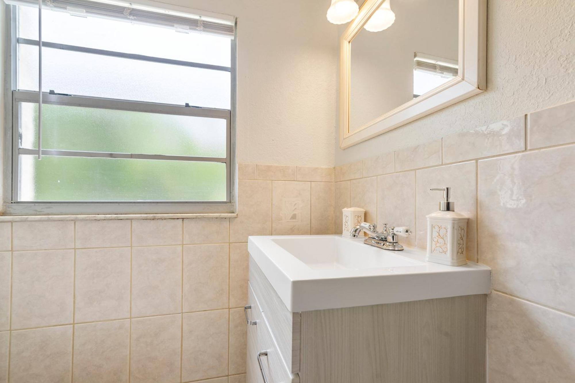 Chic Downtown Vacation Home And Guest Home West Palm Beach Zewnętrze zdjęcie